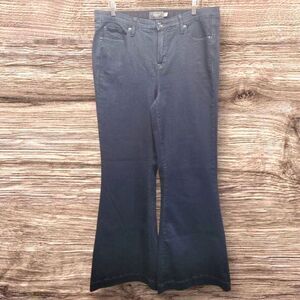 Torrid DARK Blue Stretch Denim Wide Flare Jeans Size 16R